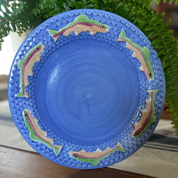 Fioriware Jardinware TROUT 11 1/2" Blue Dinner Plate Handmade Zanesville Ohio - Picture 1 of 8